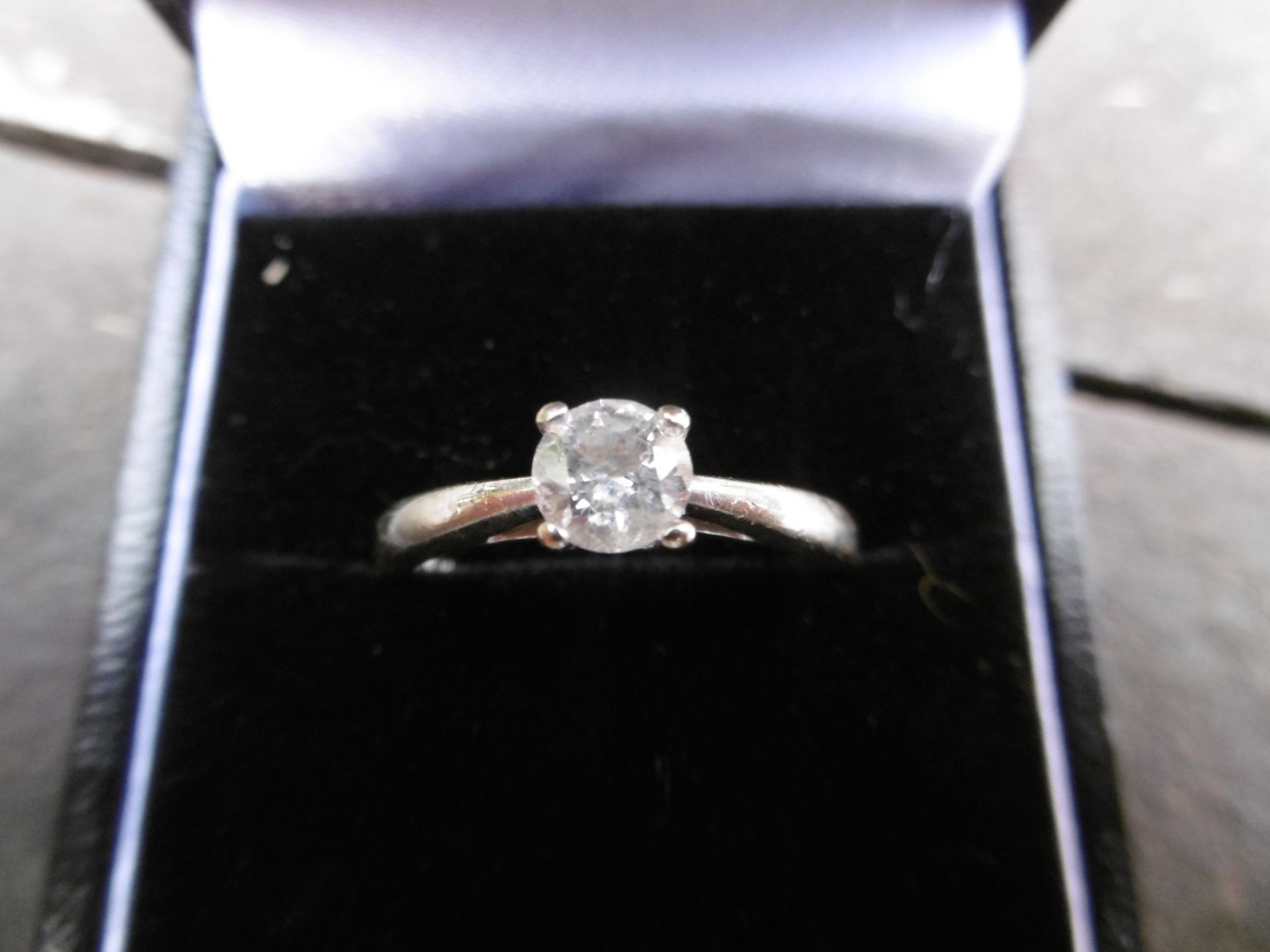 9ct Gold Diamond ring