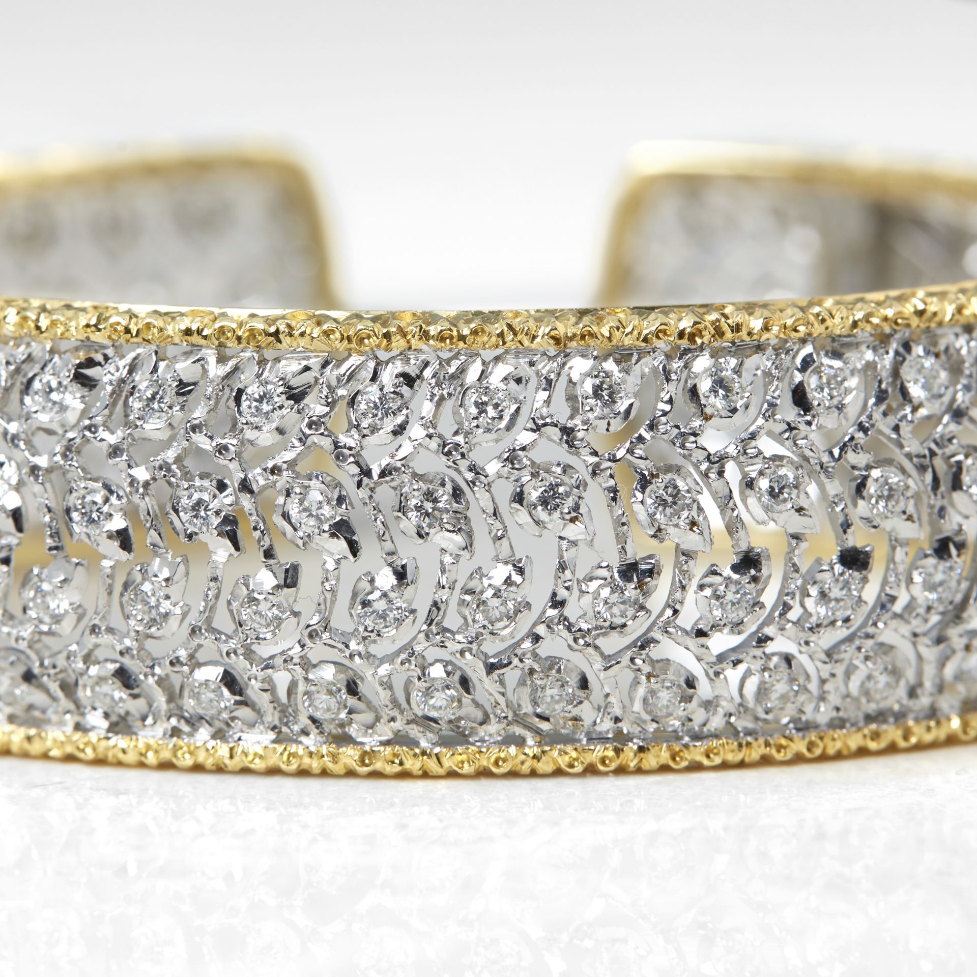 Buccellati 18k White & Yellow Gold 5.00ct Diamond Cuff Bracelet with Presentation Box - Image 3 of 8