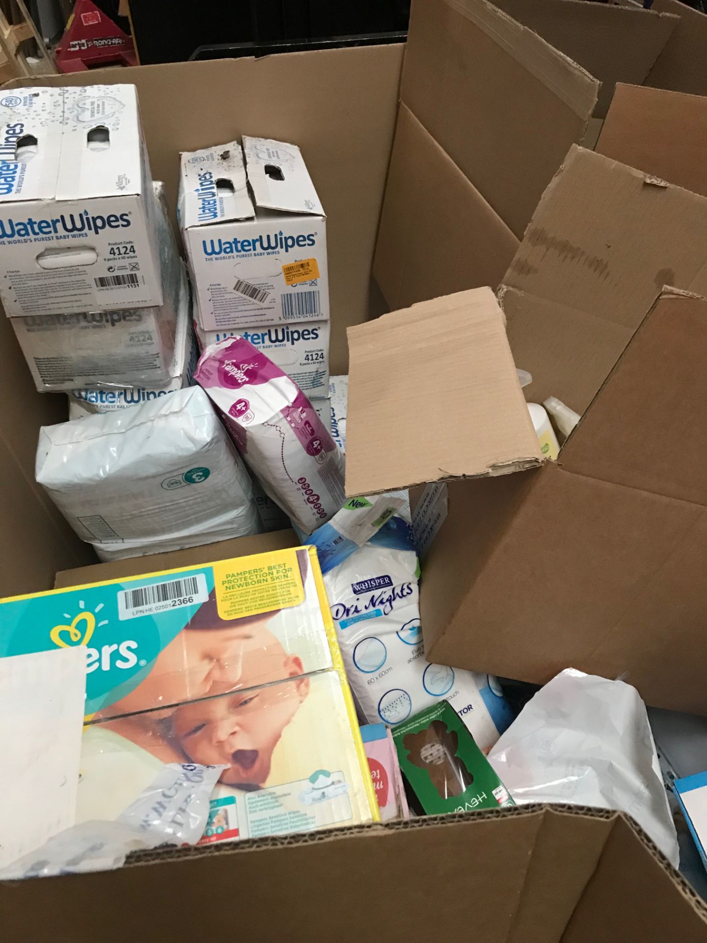 Pallet of Baby Goods - Nappies, Wipes, Sanitary Goods - From Liquidated Stock - Image 9 of 11