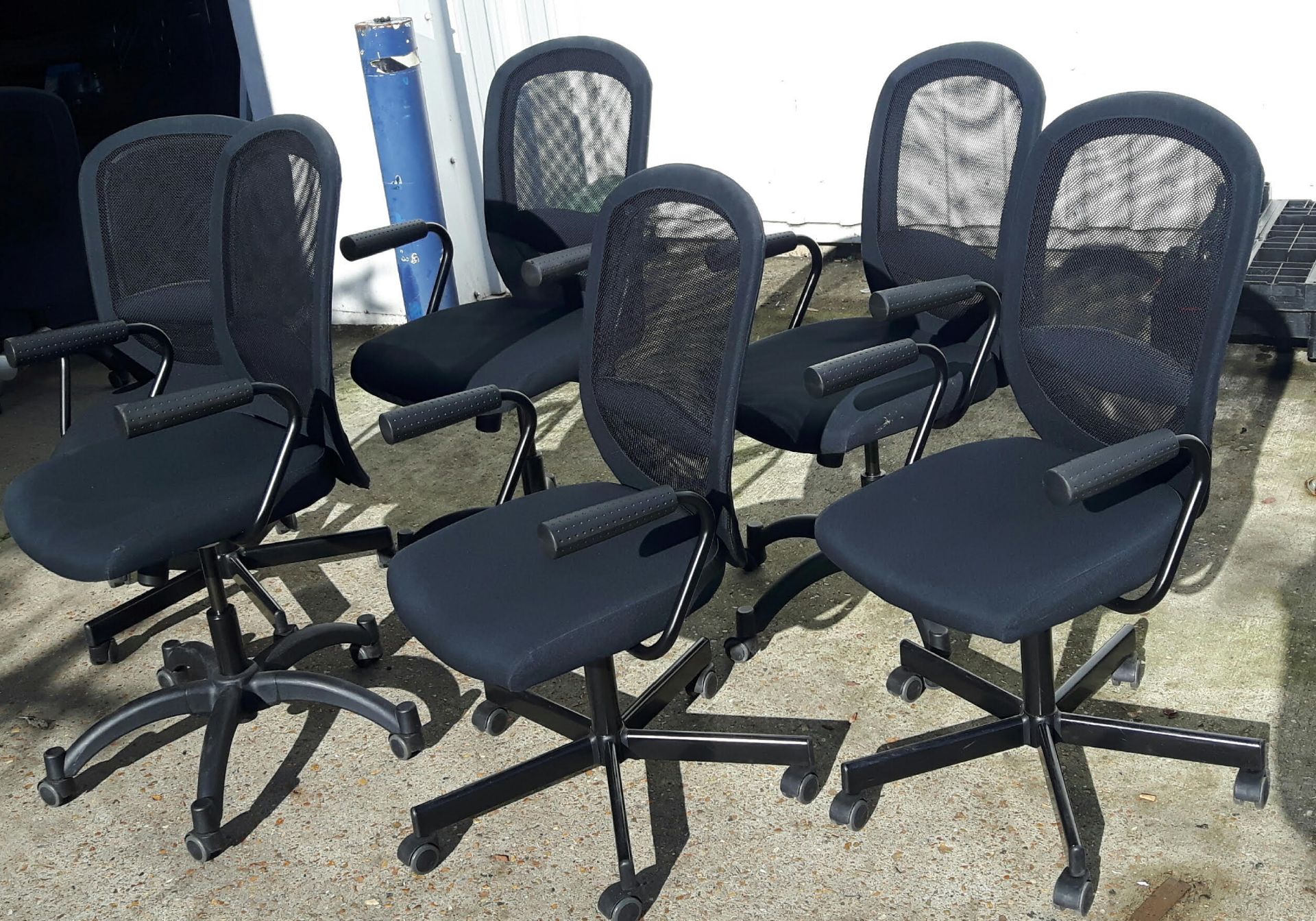 6 x FLINTAN/NOMINELL Swivel chair with armrests - Image 2 of 4