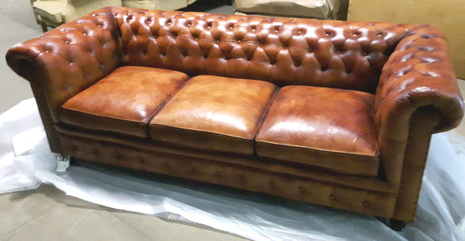 Retro 3 seater Leather Tan Chesterfield Sofa - Image 3 of 4