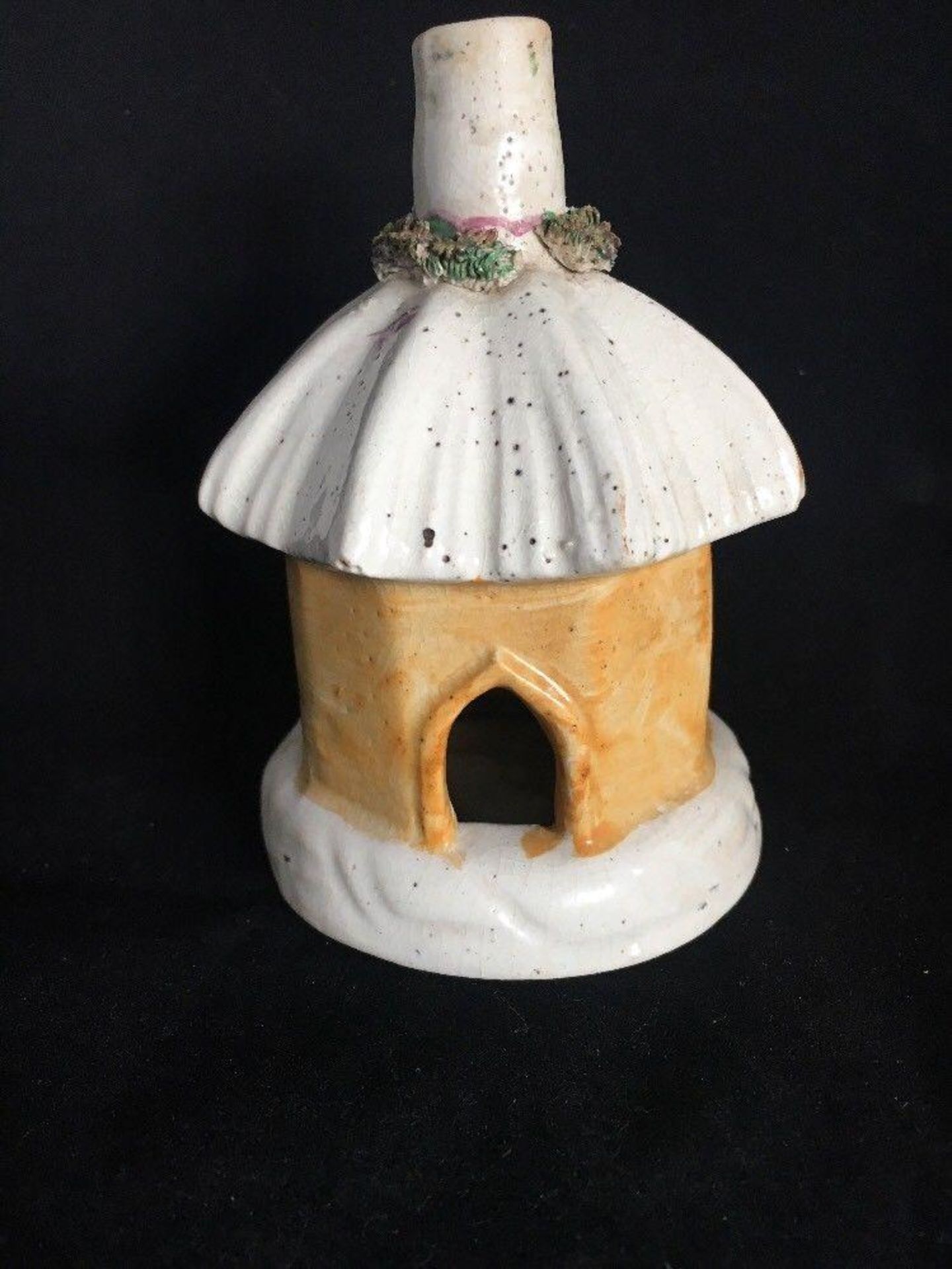 Staffordshire Pottery Octagonal House Pastille Burner Night Light in the form of a Thatched Cottage - Image 3 of 5