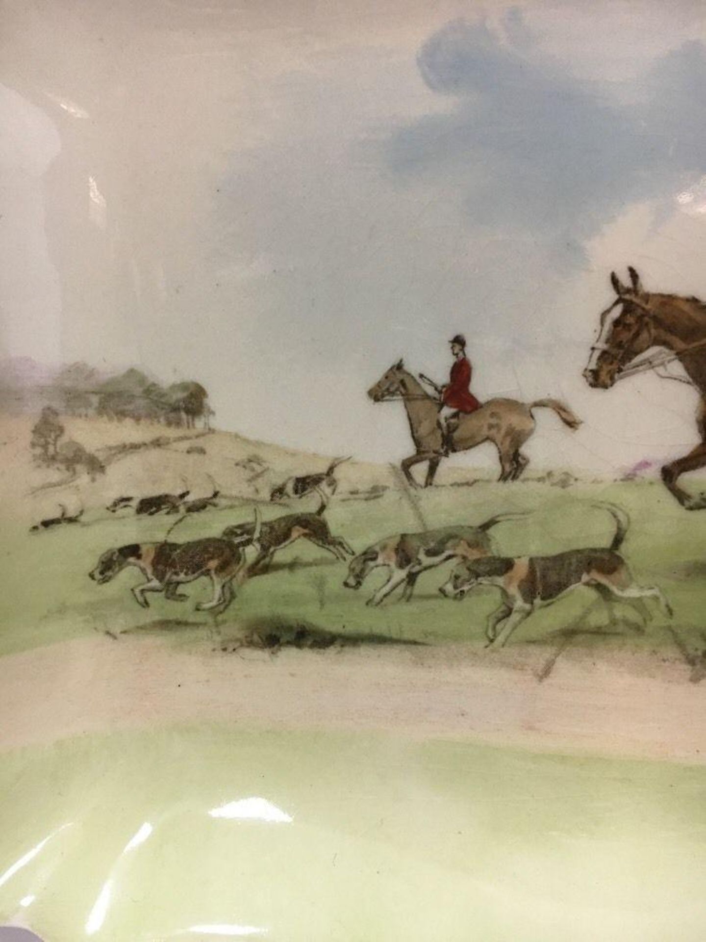 Royal Doulton Dish with hunting scene - ACROSS THE MOOR - Signed Charles Simpson - Image 3 of 4