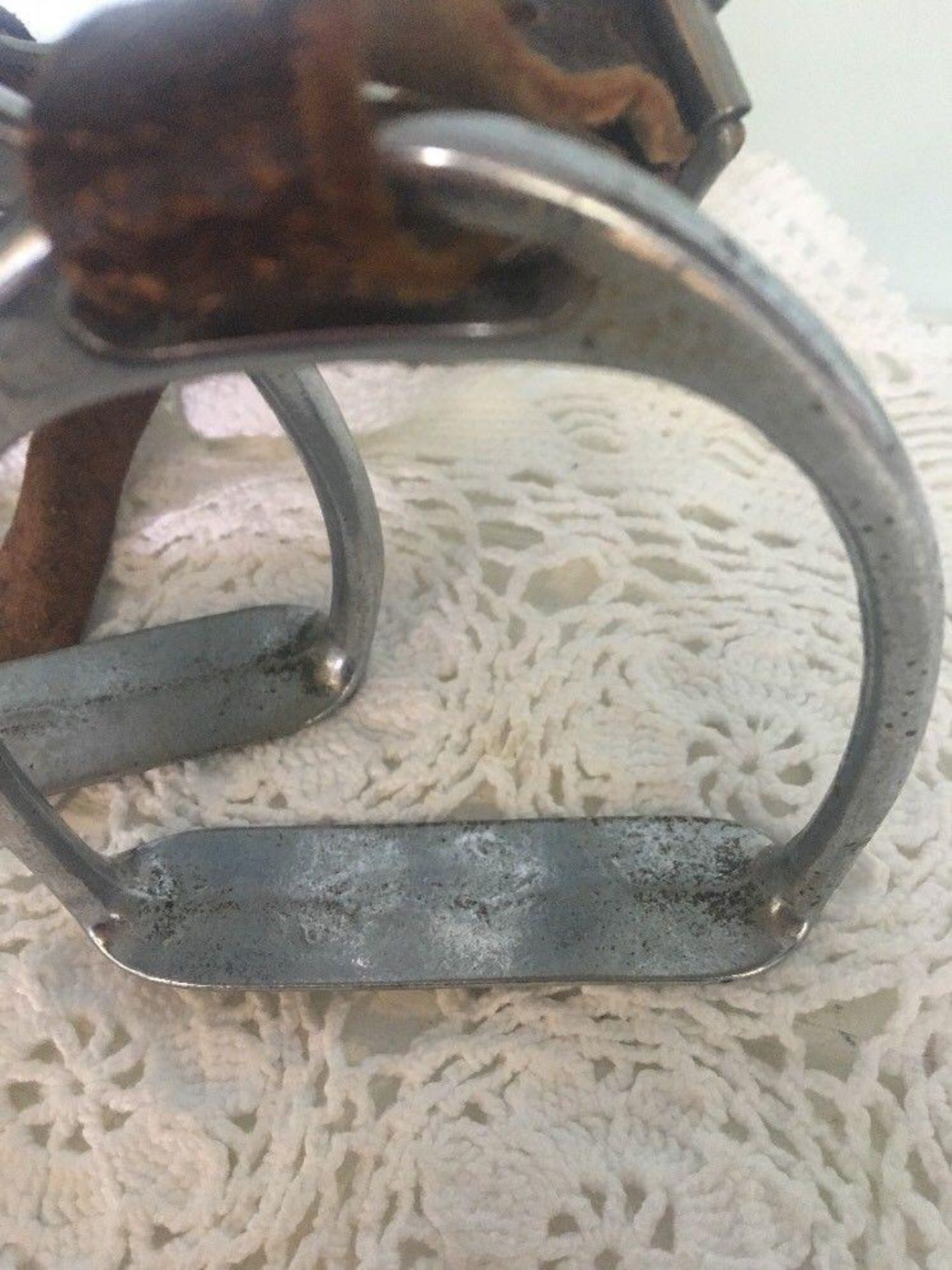 A pair of antique horse stirrups - Bild 3 aus 6