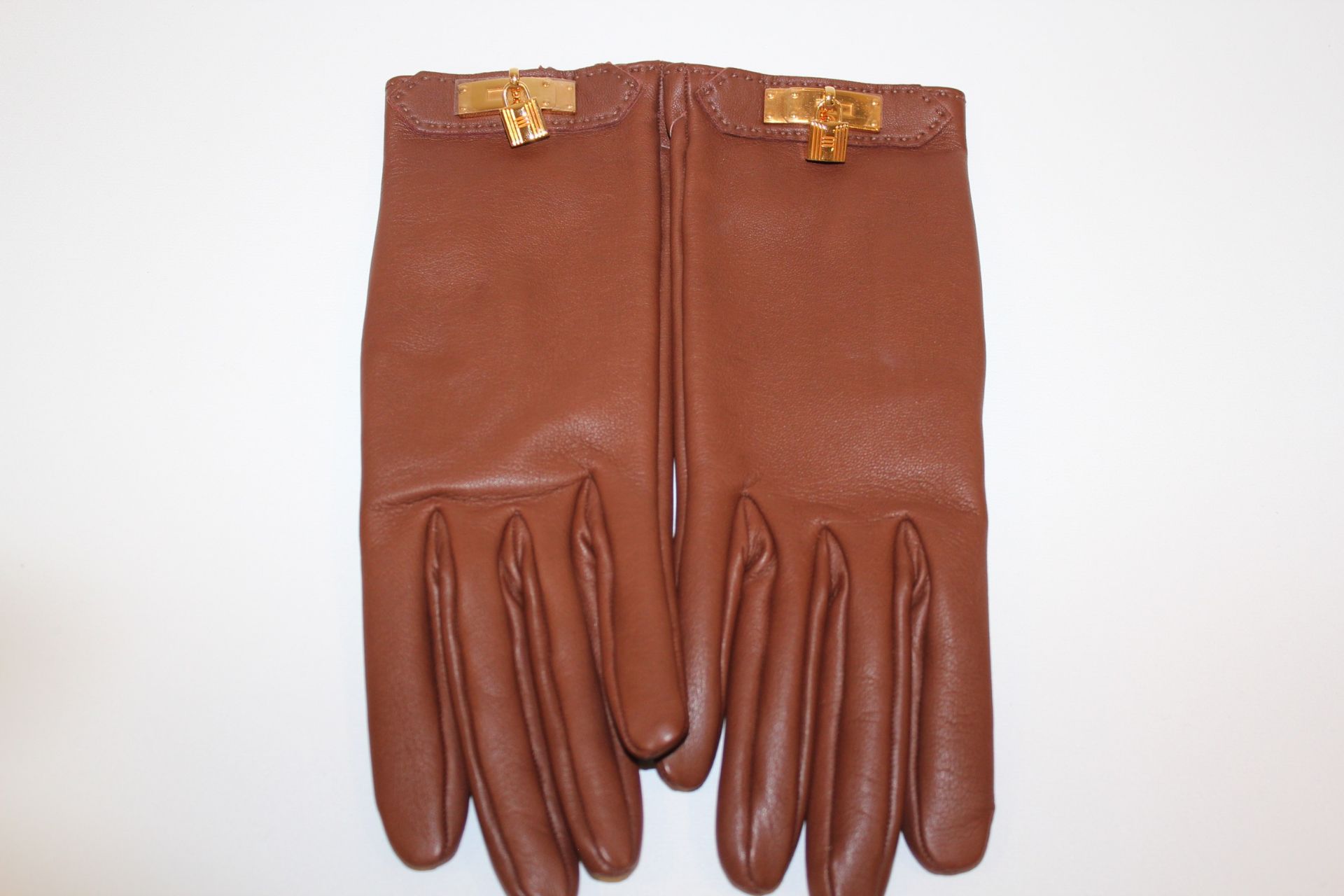 HERMES Tan Leather Gloves