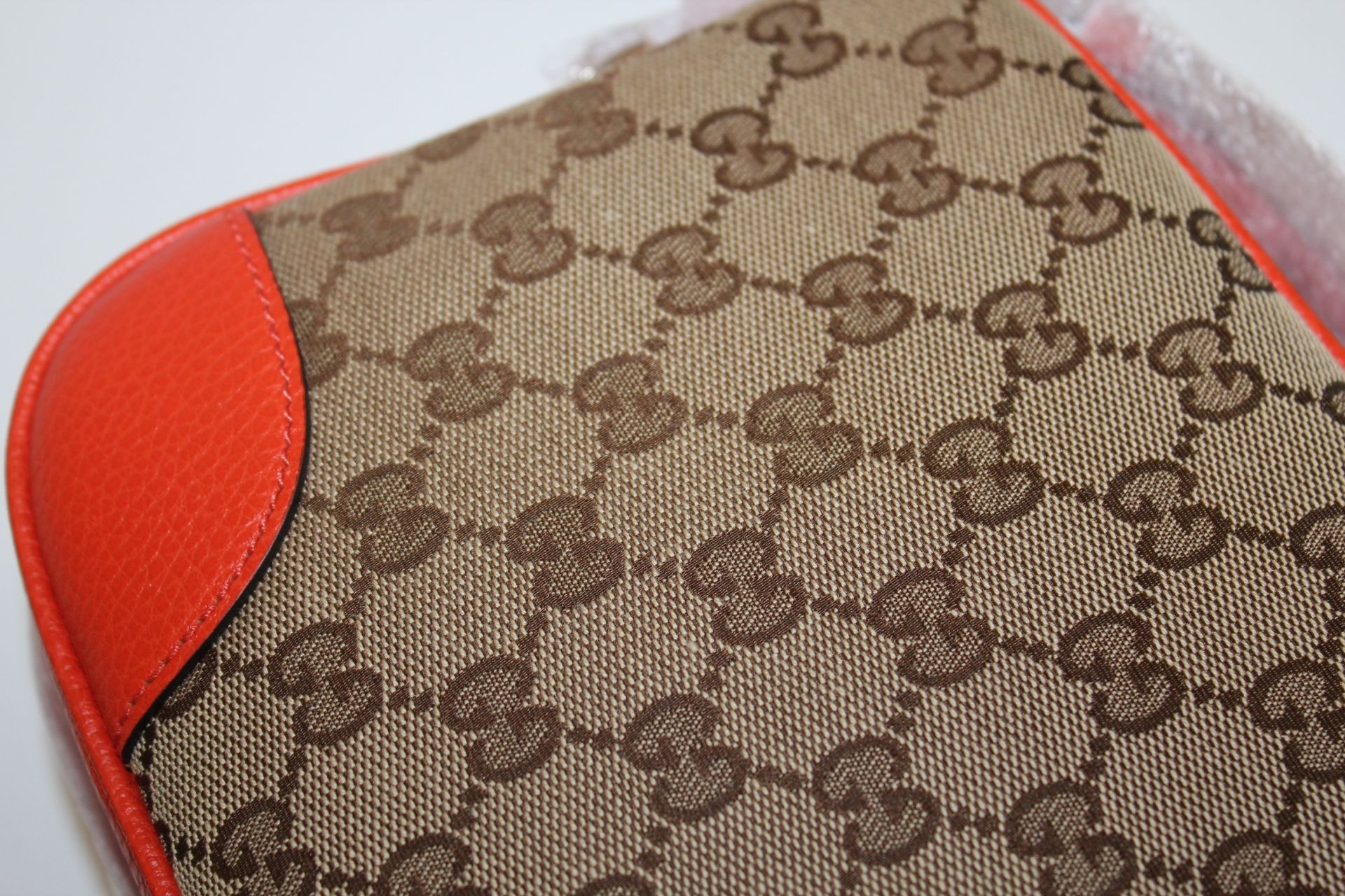 Gucci Canvas Leather GG Guccissima Small Bree Crossbody Bag _ (Beige/Orange) - Image 5 of 5