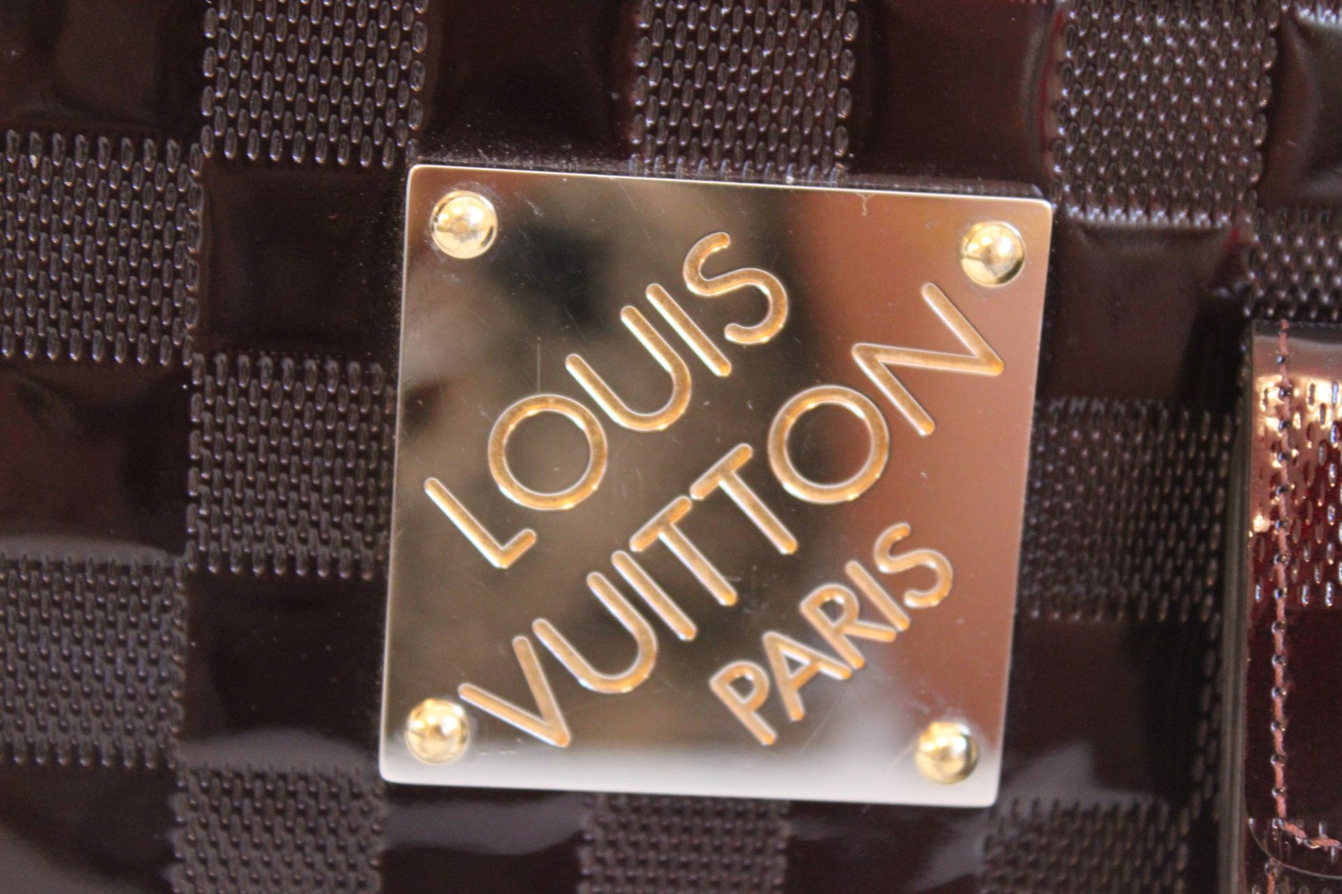 LOUIS VUITTON Limited Edition Damier Vernis Cabaret Tall Shoulder Bag - Image 12 of 14