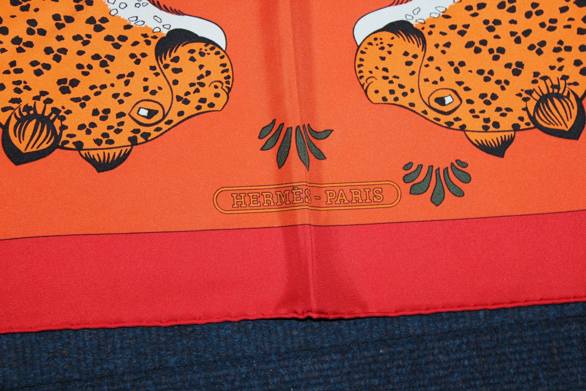 HERMES Leopard Scarf _ 90cm - Image 4 of 5