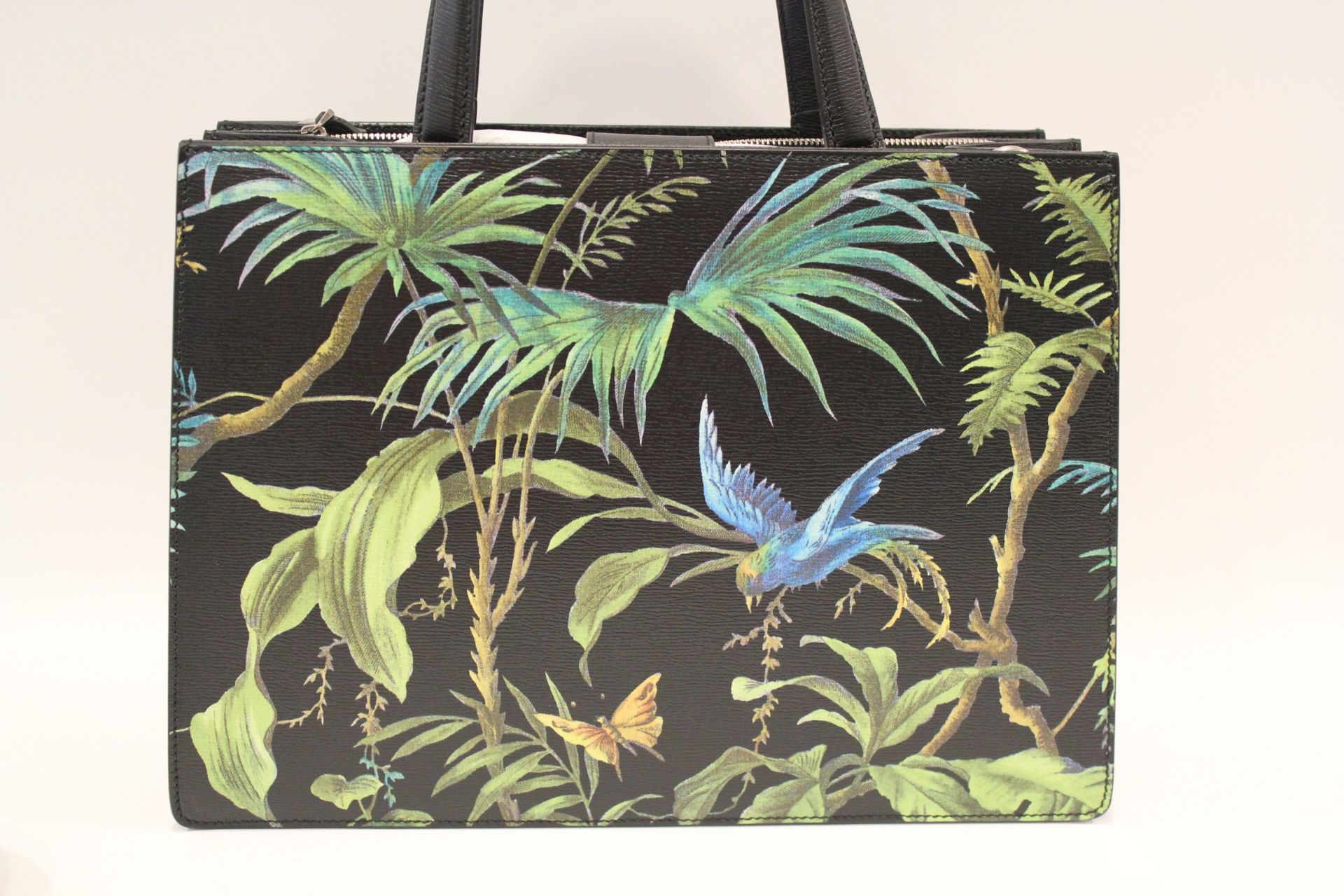 GUCCI Dionysus Tropical Print Top Handle Tote with Front Pocket - Image 4 of 8