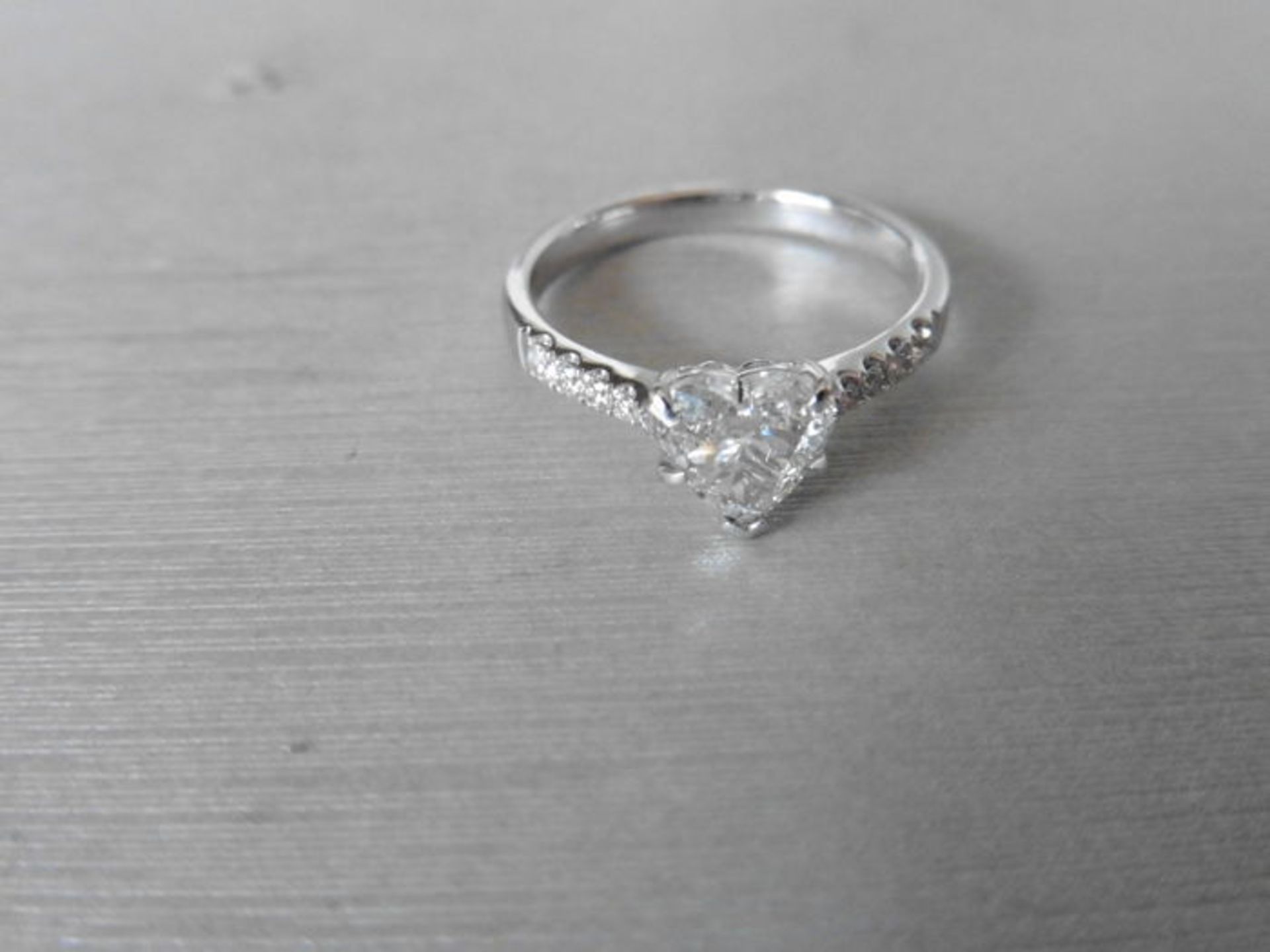 0.91ct diamond set solitaire ring set in 18ct white gold. Heart shaped diamond, I colour and Si2 - Image 3 of 4