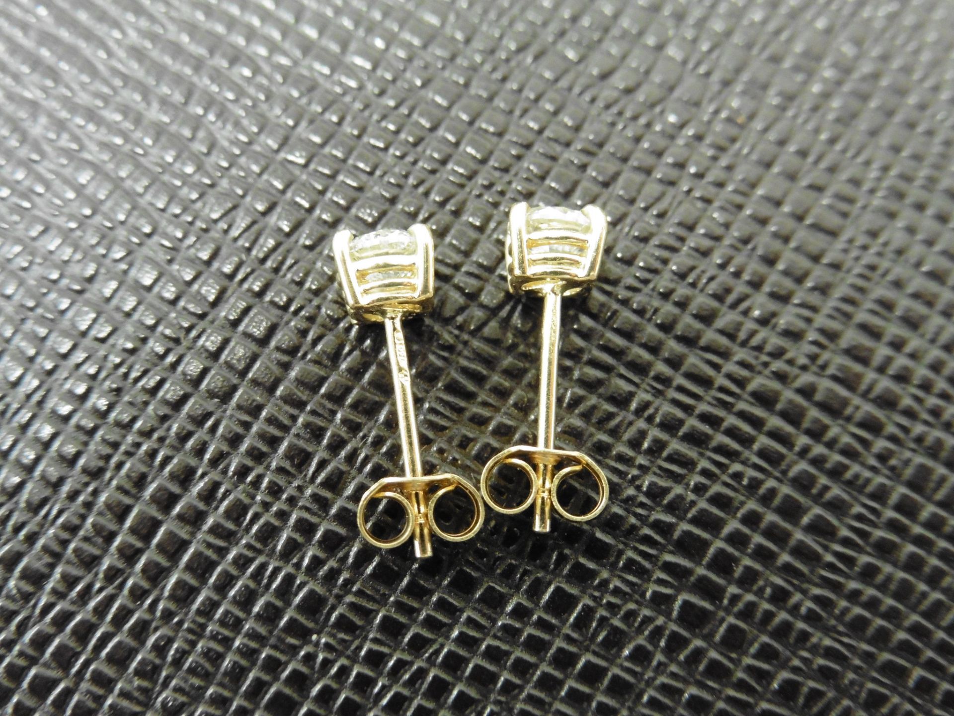 1.00ct diamond solitaire earrings set in 18ct yellow gold. 2 x brilliant cut diamonds, 0.50ct ( - Image 2 of 2