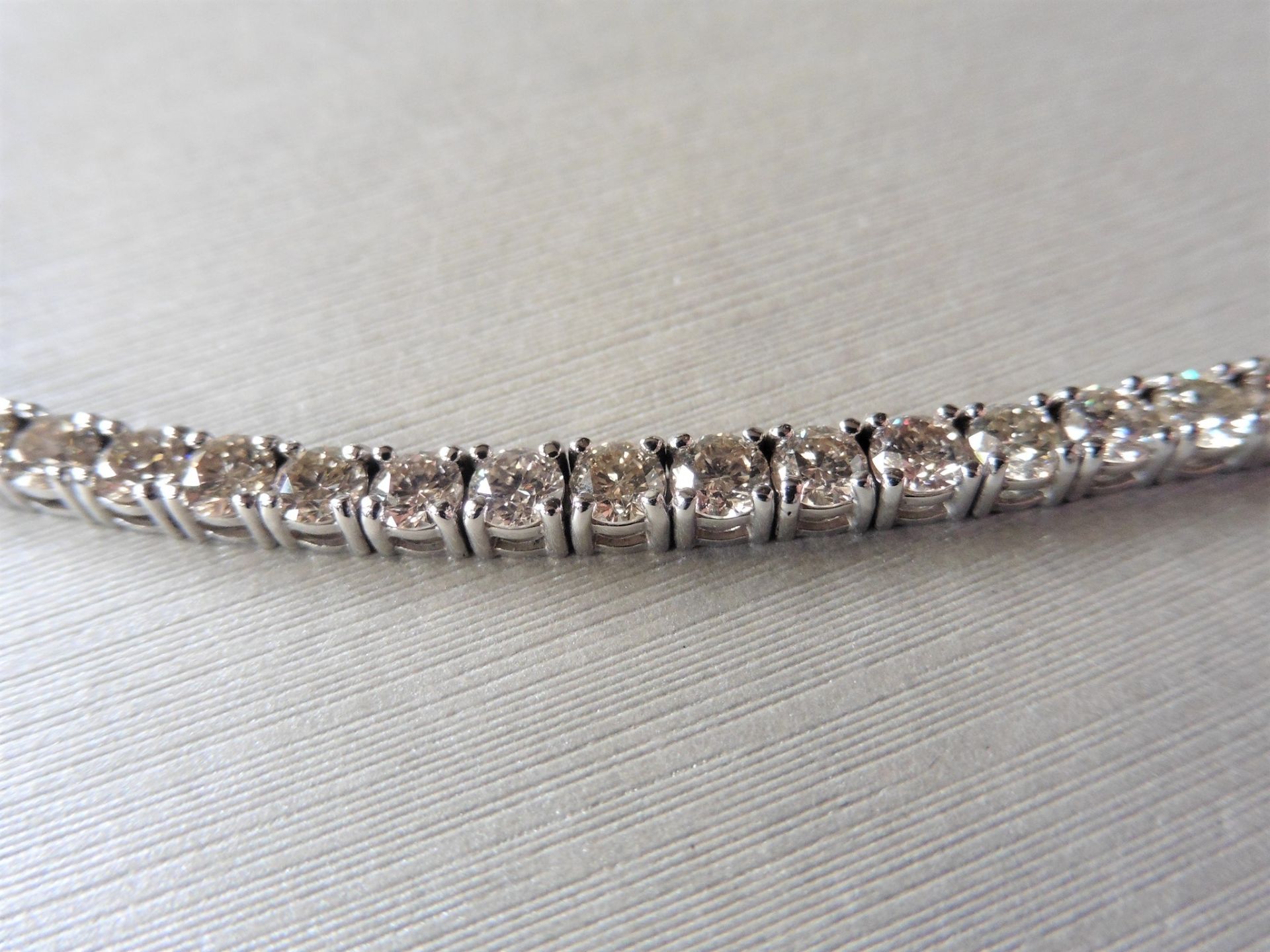 6.60ct Diamond tennis bracelet set with brilliant cut diamonds of I/J colour, si2 clarity. All set - Image 3 of 4