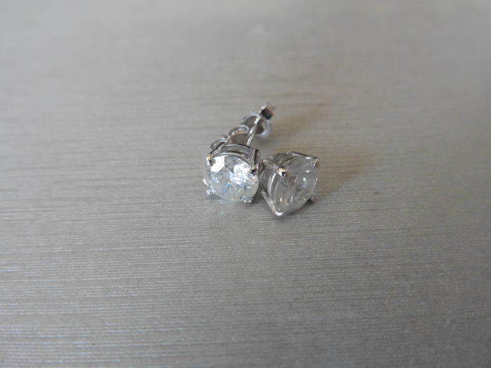 2.00ct Solitaire diamond stud earrings set with brilliant cut diamonds. I colour, I1-2 clarity Set - Image 3 of 3