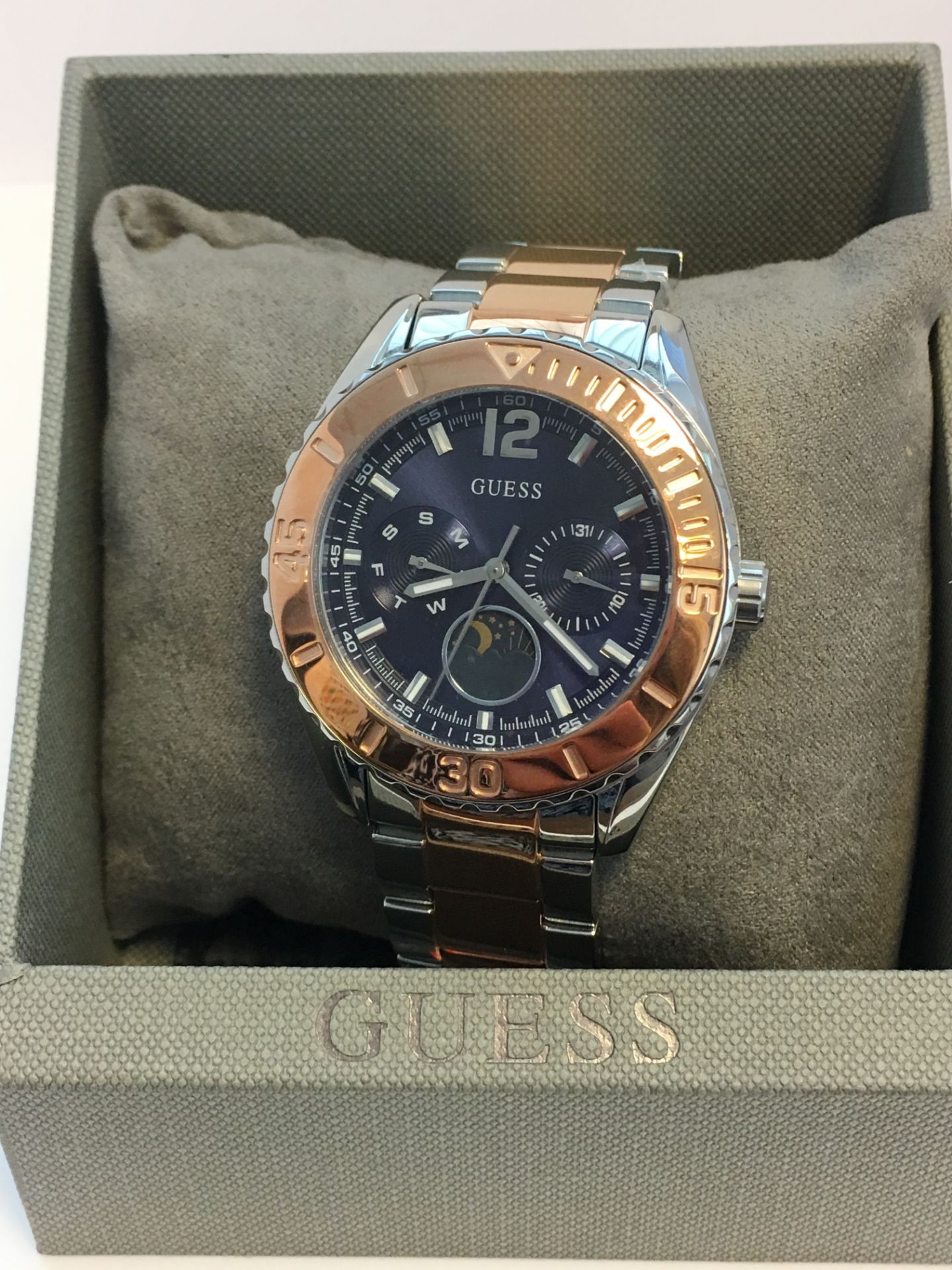 Guess Moonstruck Watch (W0565L3) - Image 2 of 4