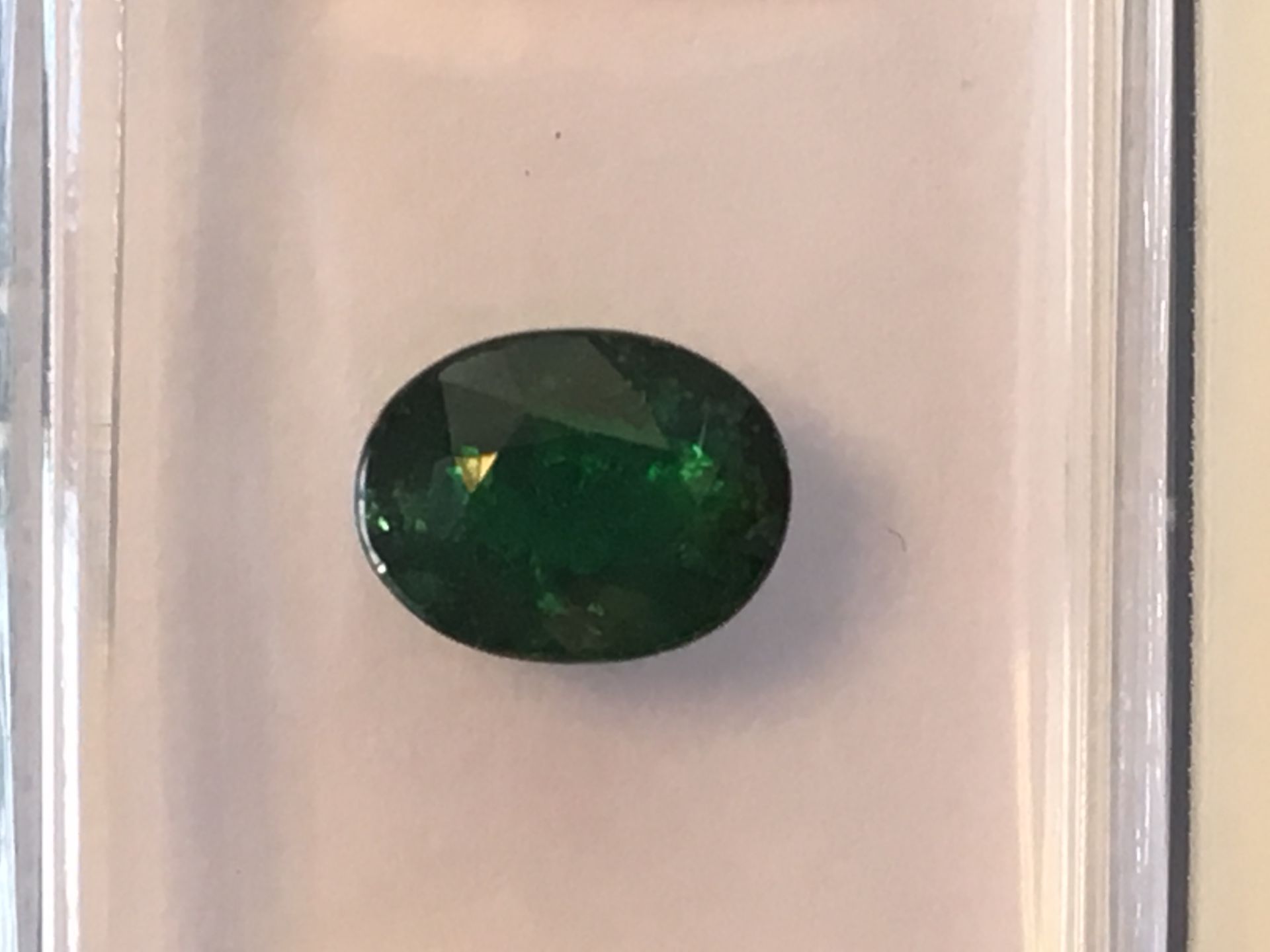 1.08ct Natural Tsavorite (Green Garnet) with IGI Certificate - Image 3 of 4