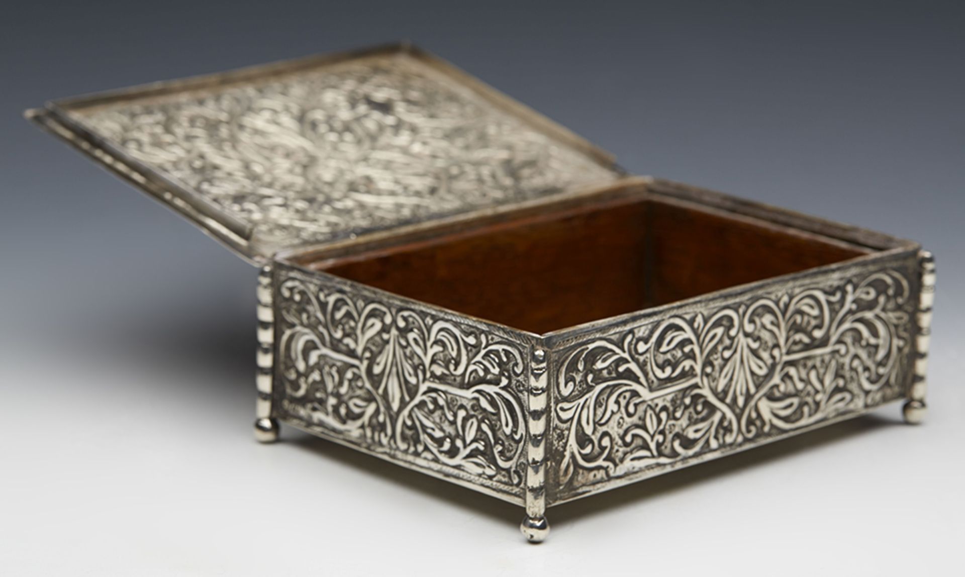 Stylish Persian Silver Wood Lined Floral Cigarette Box C.1895 - Image 3 of 10