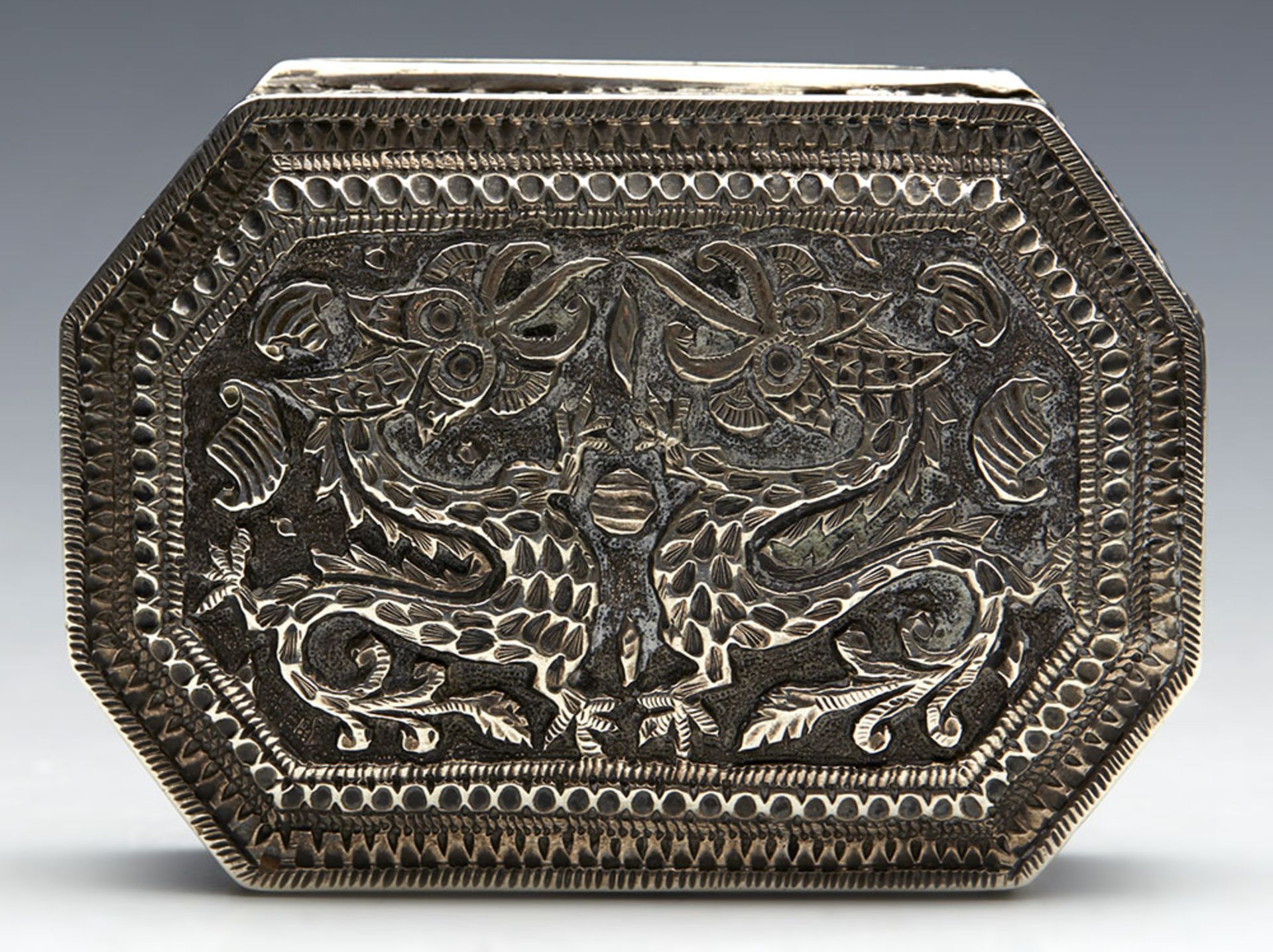 Antique Chinese Silver Dragon Moulded Snuff Box C.1890 - Image 2 of 8