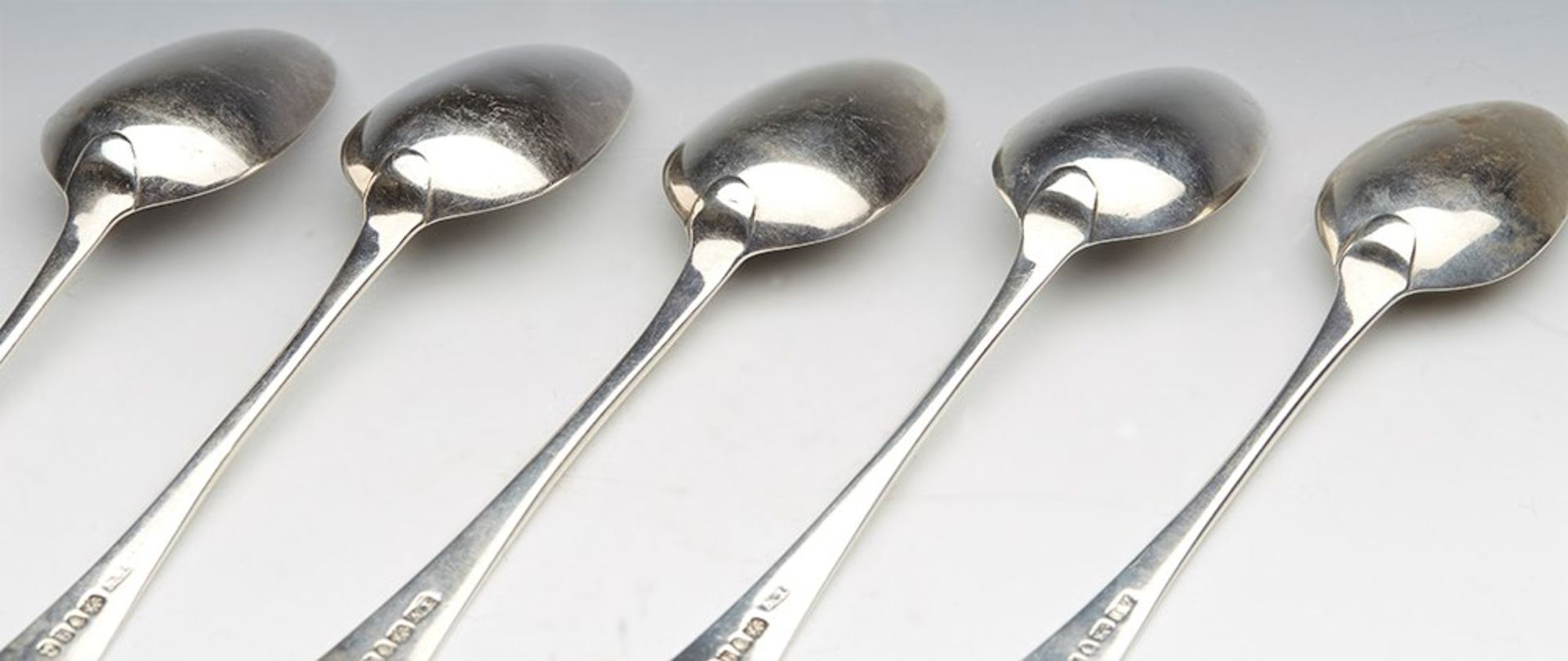 Fine Georgian Set Five Large Silver Table Spoons Thomas Wallis 1791 - Image 5 of 7