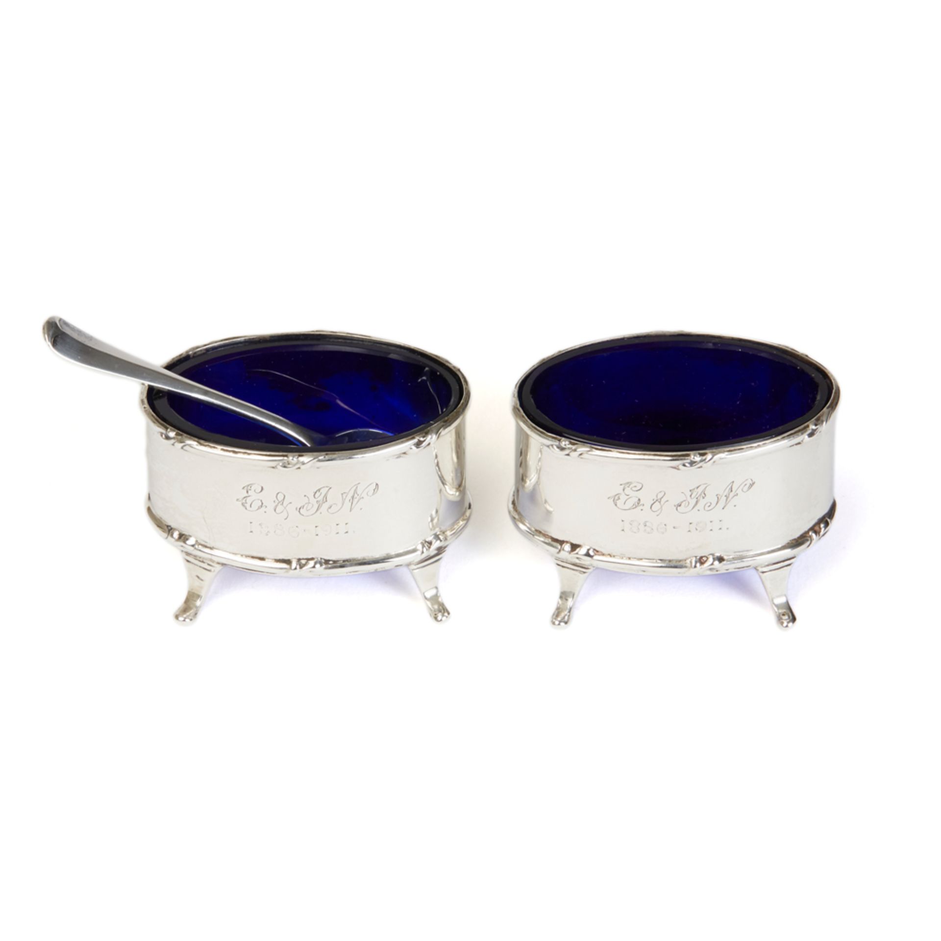 Pair Antique Silver & Blue Glass Salts Chester 1909 - Image 3 of 12