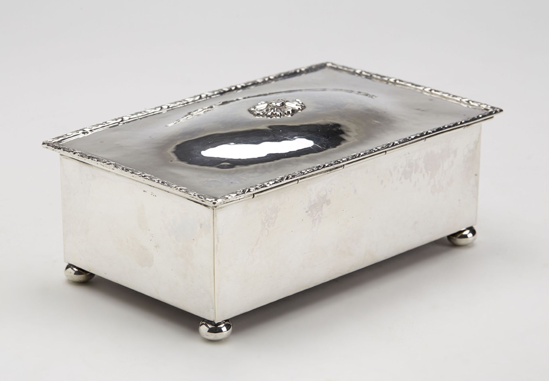 Arts & Crafts Silver Cigarette Box By Ae Jones 1939 - Image 2 of 9