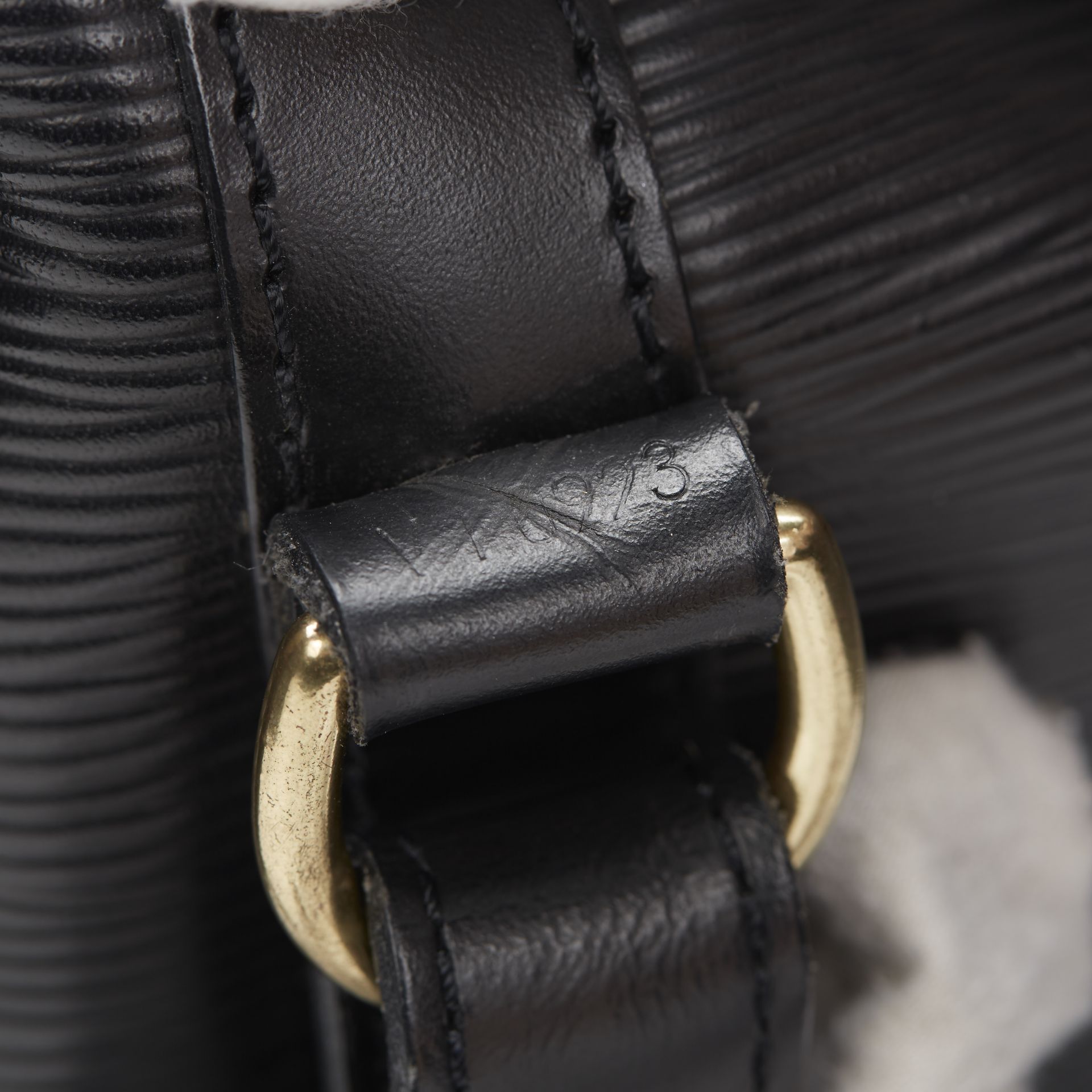 Louis Vuitton Black Epi Leather Vintage Noe - Image 13 of 16