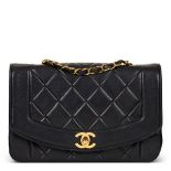 Chanel Black Quilted Lambskin Vintage Small Diana Classic Single Flap Bag