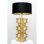 Rinat | Majestic table lamp ‘Majestic” - single table lamp, hand crafted and cast in the lost wax