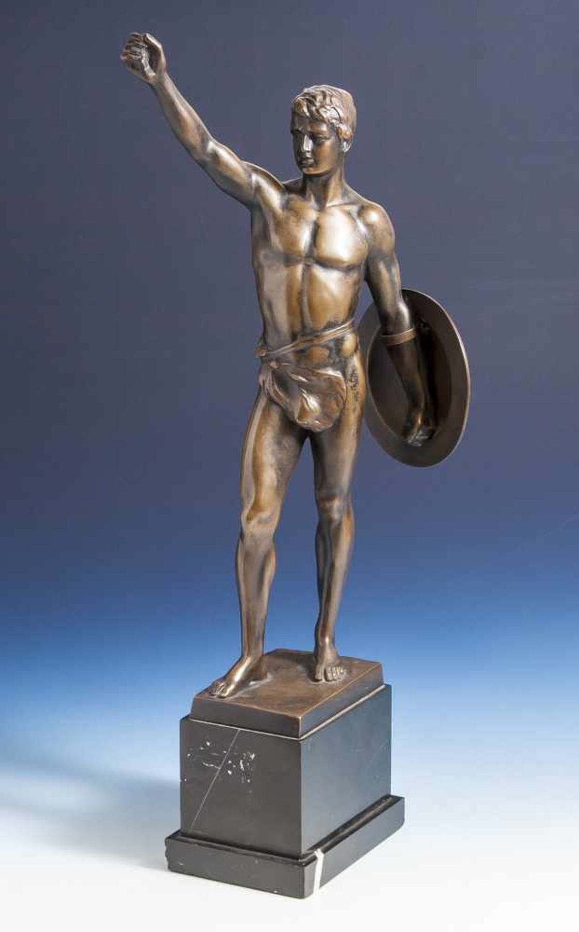 Eisenberger, Ludwig (1895-1920), Schwertkämpfer, Bronze, patiniert, auf schwarzem Marmorsockel.