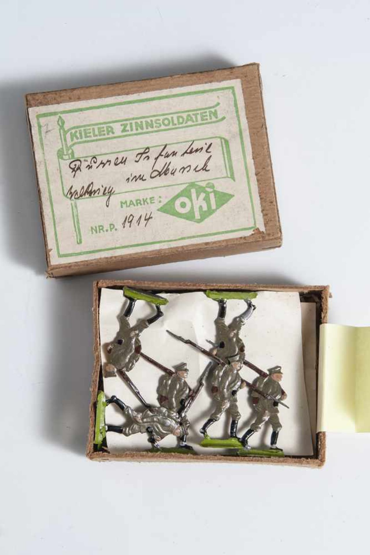 1 Schachtel Kieler Zinnsoldaten, "Preuss. Infanterie", Nr. P. 1914, Marke Oki. In org. Schachtel.