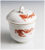 Zuckerdeckeldose "Ming-Drache", Meissen, blaue Schwertermarke (2 Schleifstriche), Porzellan,