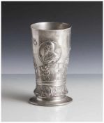 Jugendstil-Zinnpokal, reliefierte Abb. Luitpold Prinzregent von Bayern sowie Landeswappen und Gravur