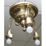 Jugendstil-Deckenlampe, um 1910/20, poliertes Messingblech, 3 Brennstellen, elektr. Deckenhöhe ca.