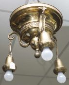 Jugendstil-Deckenlampe, um 1910/20, poliertes Messingblech, 3 Brennstellen, elektr. Deckenhöhe ca.