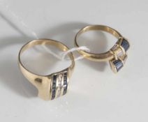 2 Ringe, Gelbgold 750, je reich ausgefasst mit Diamanten und Saphiren. Ringgrößen: 55 und 64.