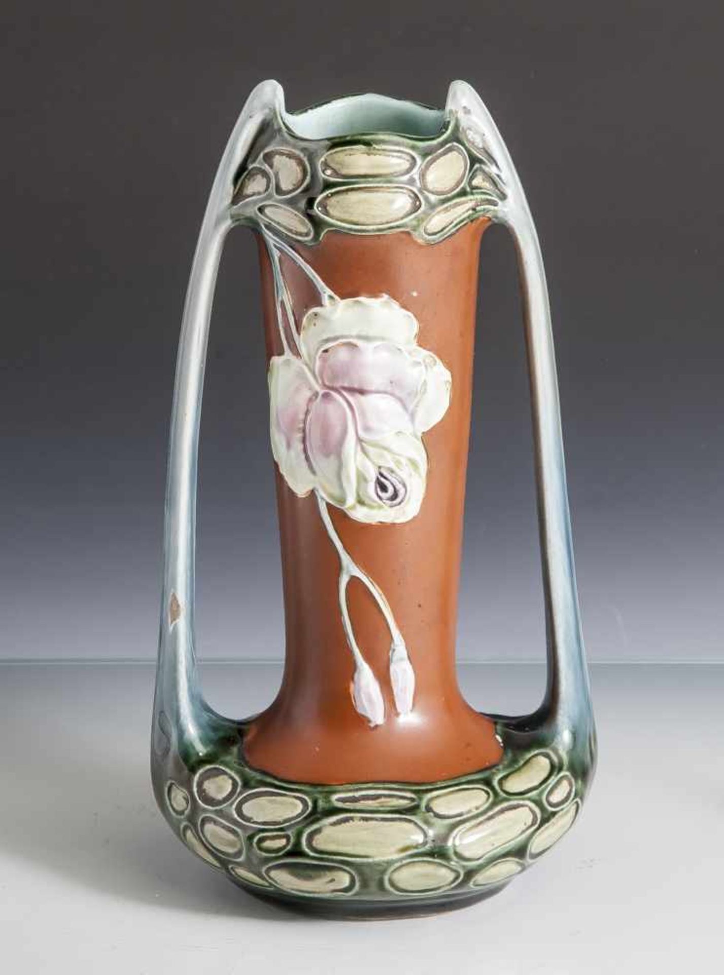 Vase, Frankreich, Jugendstil, um 1900, Keramik, Modell-Nr. 5806, kürbisförmiger Korpus mit schlankem