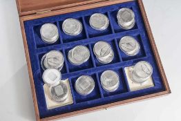 Konvolut von 25 Silbermünzen, 10 Euro, BRD, 2002, PP, bestehend aus: 4x Einführung des Euro -