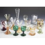 Konvolut von 14 verschiedenen Gläsern (kleine Glassammlung), 18.-20. Jahrhundert, farbloses Glas,