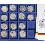 14 Silbermünzen, 10 Euro, 2004, BRD, PP, Bauhaus Dessau, Münzen in Kapsel und blauer Samteinlage.