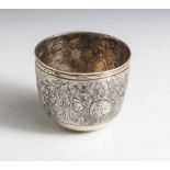 Koppchen, wohl Nürnberg, 18./19. Jahrhundert, Punze Silber, runde Form mit umlaufend fein