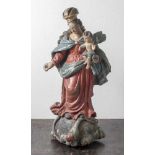 Große Figurine Madonna mit Kind auf Weltkugel, 18. Jahrhundert, Holz, vollplastisch geschnitzt u.