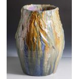 Vase, Keramik, polychrome Lüsterglasur, unleserl. Unterbodenbez., gebauchte Form nach oben leicht