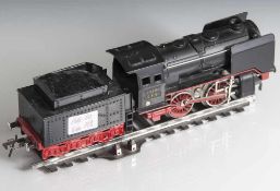 Dampflokomotive mit Tender GFN 350, Fleischmann, Spur 1949-1959-O, auf Schiene. Kaum bespielter