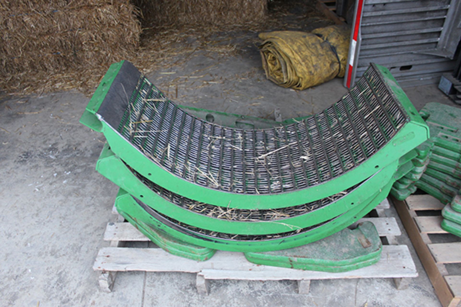 Wheat Concaves - Fit john deere 60/70 and all s series part # BXE10388, Small wire concaves, Used - Image 2 of 2
