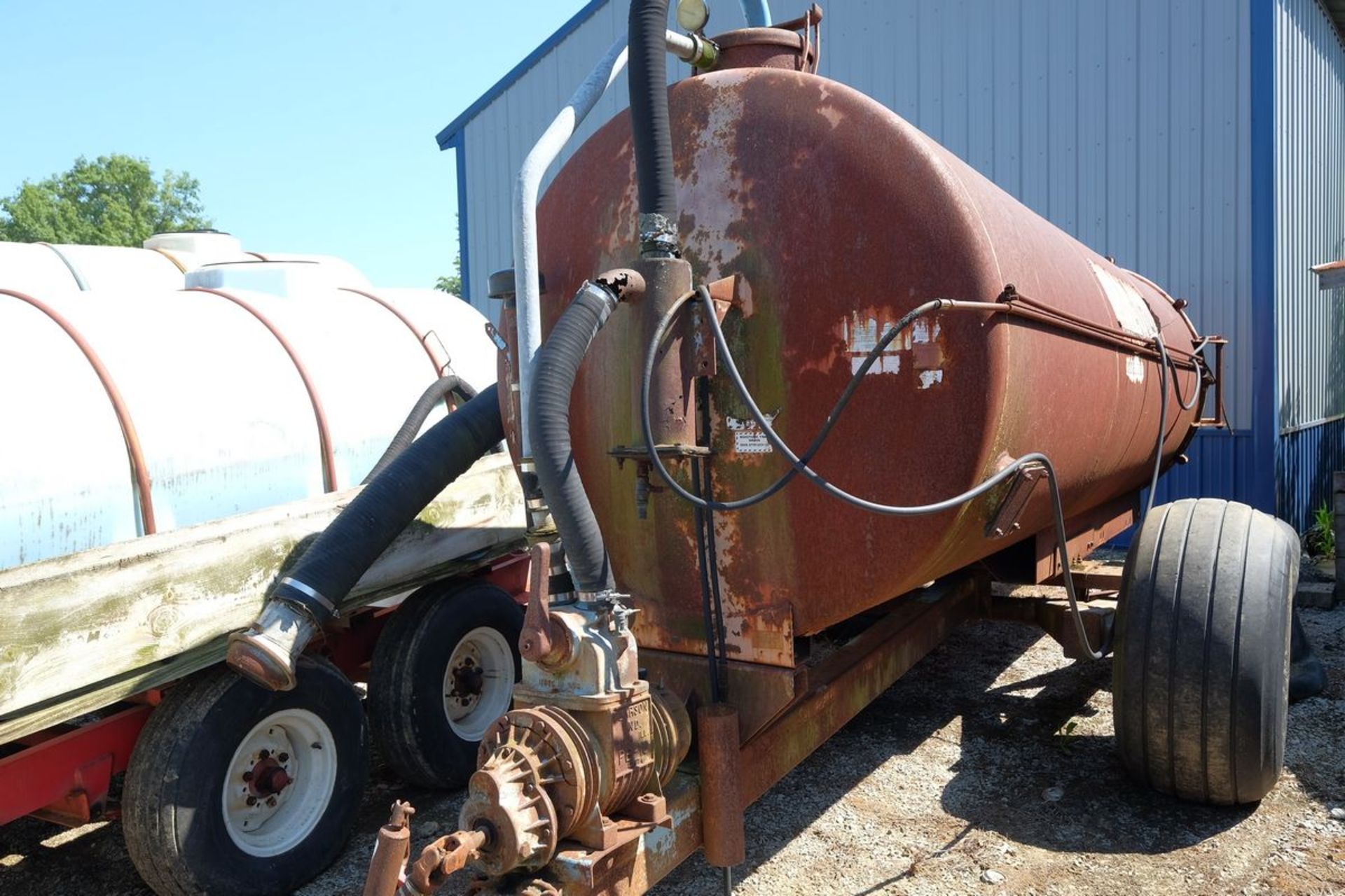 Better Bilt 2300 Liquid Manure Tank