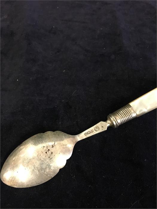 A mother of a pearl handled spoon - Image 2 of 2