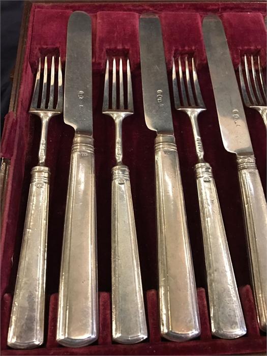 A 24 piece Hallmarked Georgian Silver canteen of cutlery in Mahogany Box - Image 4 of 6