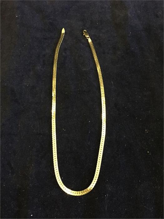 Gold Necklace (marked 750) (17.9 grams)