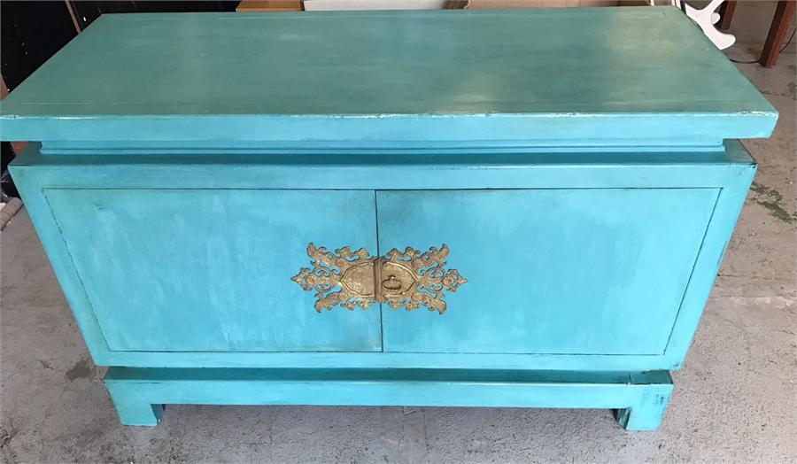 A Chinese wedding chest, painted in Provence blue - Image 2 of 4