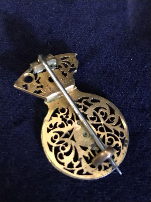 A Victorian brooch comprising a Georgian gilt metal verge pocket watch balance cock set with a - Image 3 of 4
