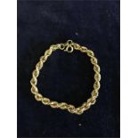 Gold Bracelet (marked 18 carat) (9.2 grams)